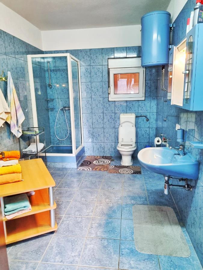 Apartments Discovery 2 ยูบุสกี ภายนอก รูปภาพ