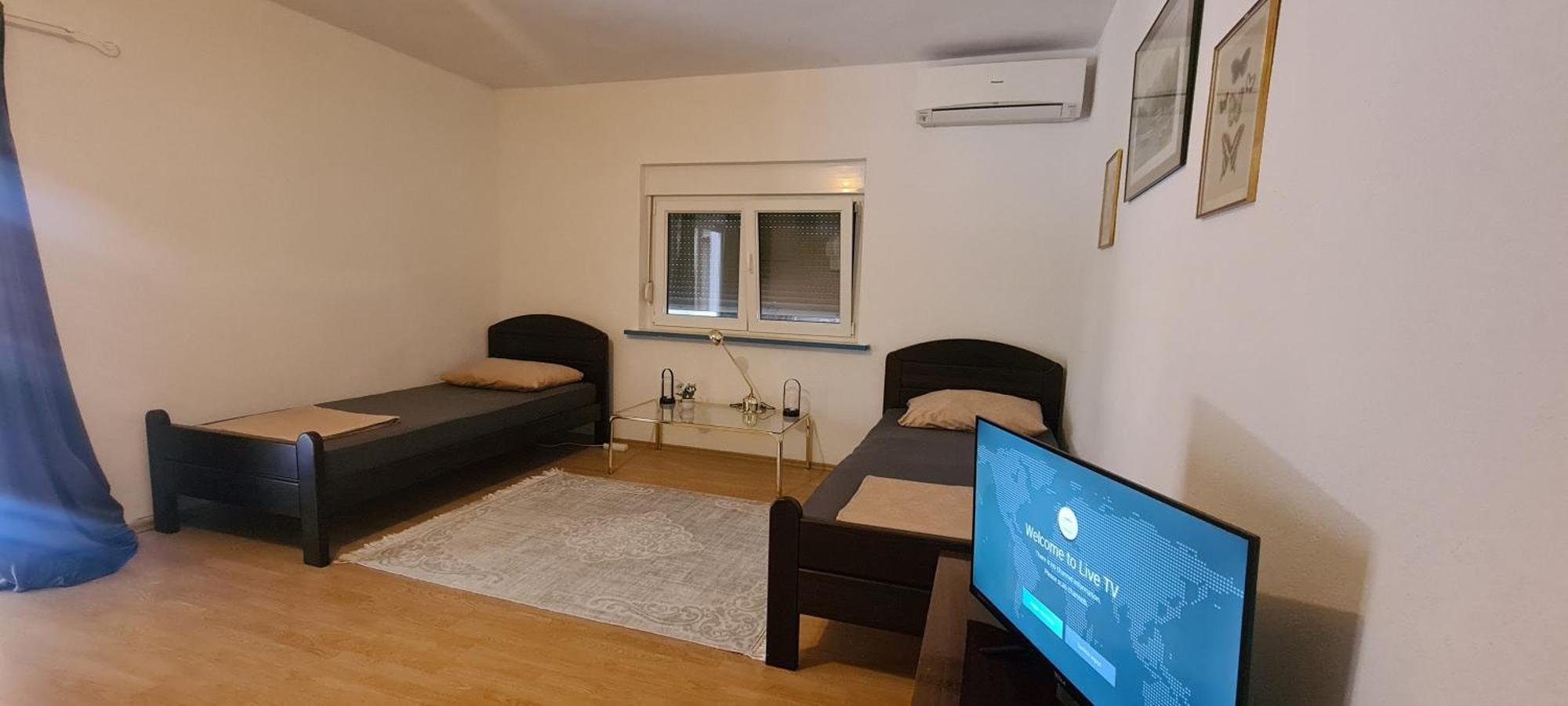 Apartments Discovery 2 ยูบุสกี ภายนอก รูปภาพ